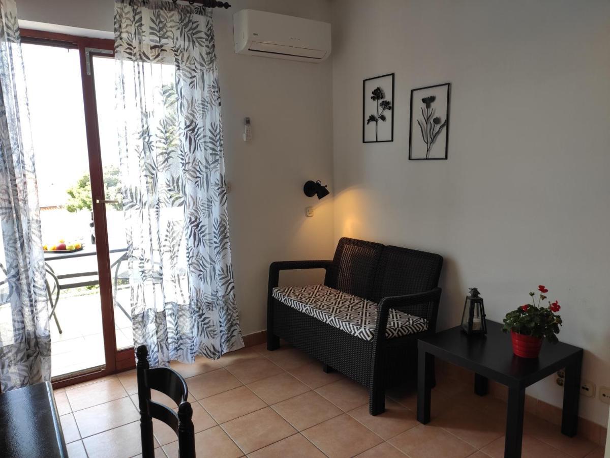 Apartments With A Parking Space Novalja, Pag - 6552 Luaran gambar