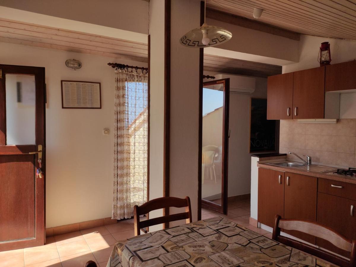 Apartments With A Parking Space Novalja, Pag - 6552 Luaran gambar