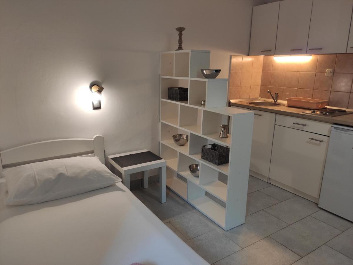 Apartments With A Parking Space Novalja, Pag - 6552 Luaran gambar