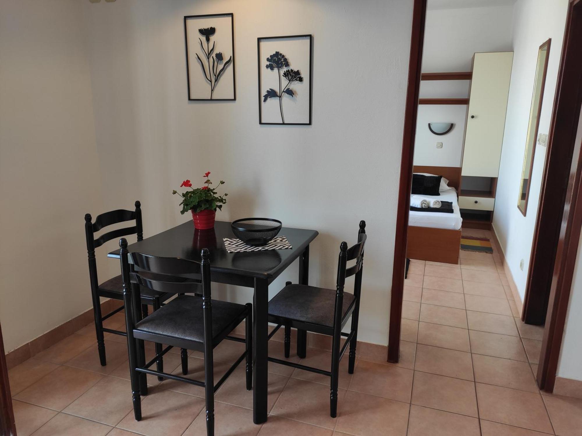 Apartments With A Parking Space Novalja, Pag - 6552 Bilik gambar