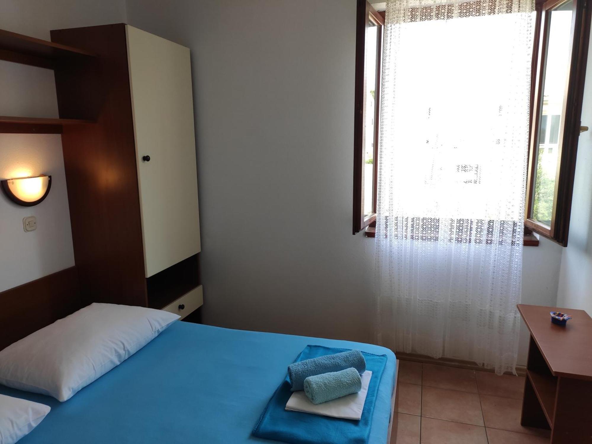 Apartments With A Parking Space Novalja, Pag - 6552 Bilik gambar